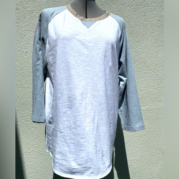 The Gap Tops - The Gap collarless Optic White & Grey women’s Baseballl T-shirt size medium